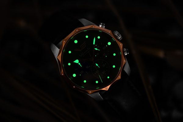 Vostok Europe Vilnele Chrono JS20-125E752 - Černý silikonový řemínek navíc - Obrázek 3