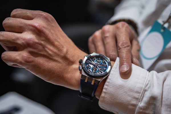 Maurice Lacroix Aikonic Chronograph Skeleton AC8018-SSL20-030-4 - Obrázek 3