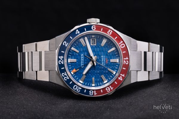 Citizen Series 8 GMT Automatic NB6030-59L - Obrázek 2