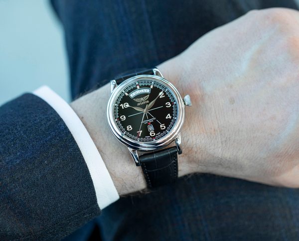 Aviator Douglas Day-Date 45 Automatic V.3.44.0.397.4 - Obrázek 2