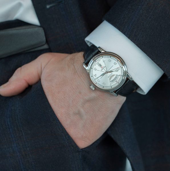 Aviator Douglas Day-Date 45 Automatic V.3.44.0.399.4 - Obrázek 2