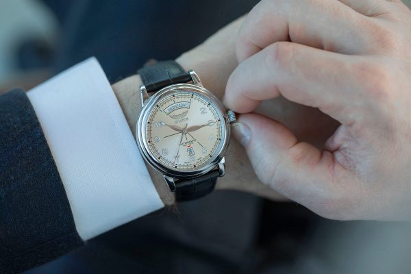 Aviator Douglas Day-Date 45 Automatic V.3.44.0.399.4 - Obrázek 3