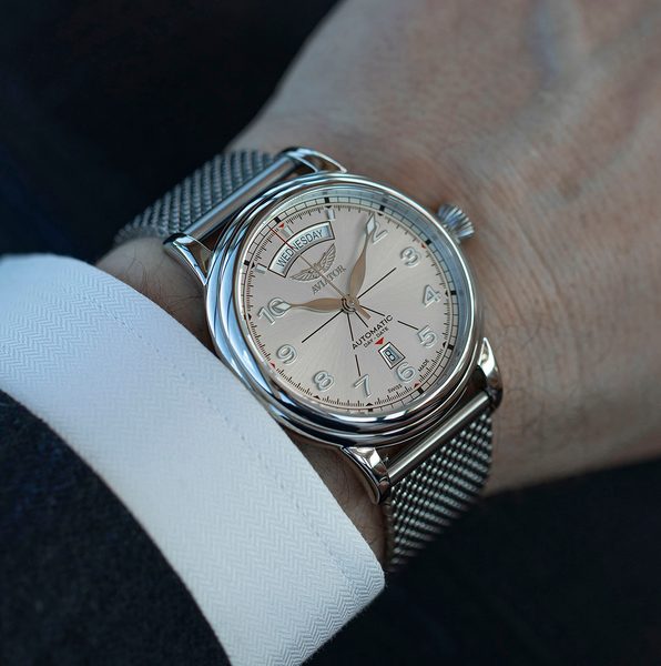 Aviator Douglas Day-Date 45 Automatic V.3.44.0.399.5 - Obrázek 2
