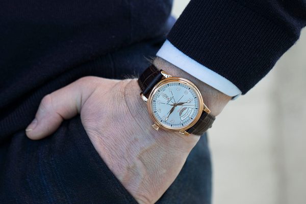 Aviator Douglas Day-Date 45 Automatic V.3.44.2.400.4 - Obrázek 2